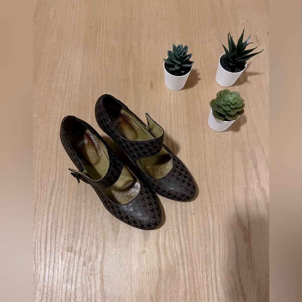 Camper Mary Jane Heels